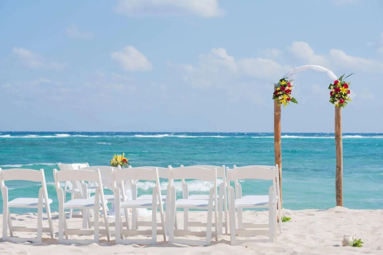 Resort Wyndham Reef Resort, Grand Cayman East End
