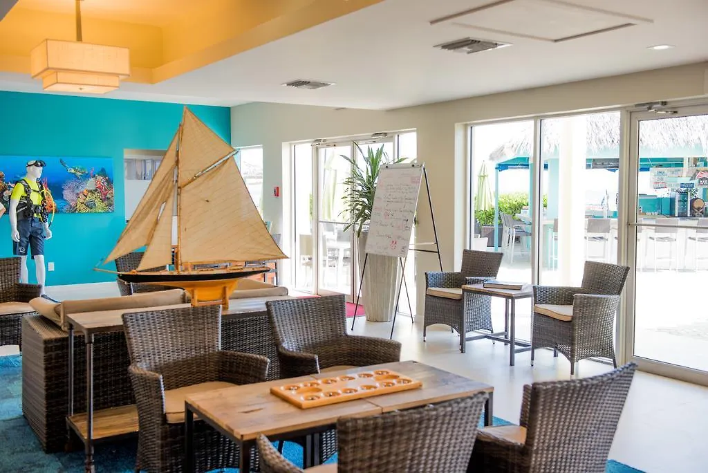 Wyndham Reef Resort, Grand Cayman East End