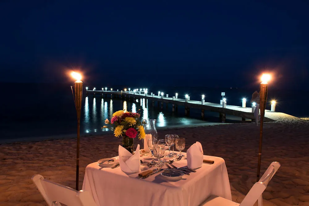 Resort Wyndham Reef Resort, Grand Cayman East End