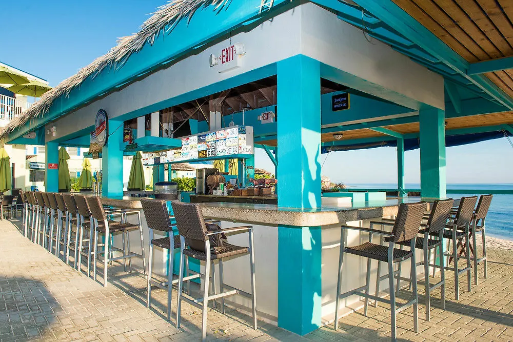 Wyndham Reef Resort, Grand Cayman East End 4*,  Kaimaninseln